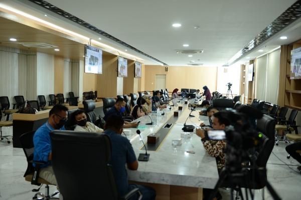 Tingkatkan Kecakapan Pengelola Informasi Publik Pemerintah, Dinas Kominfo Sumut Gelar Workshop Menulis